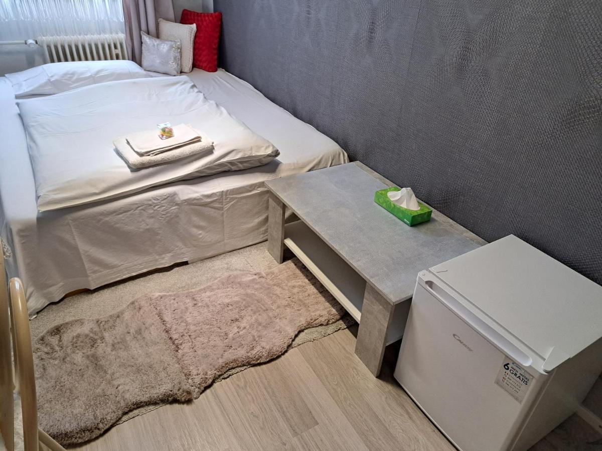 Mattoniho Lägenhet Karlsbad Exteriör bild